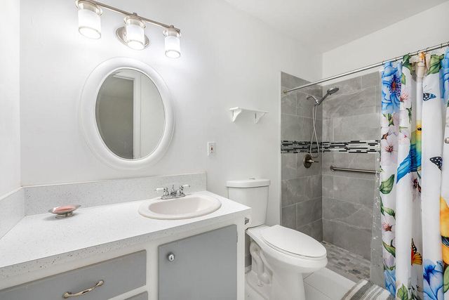 2995 Crosley Drive W E, West Palm Beach, FL 33415