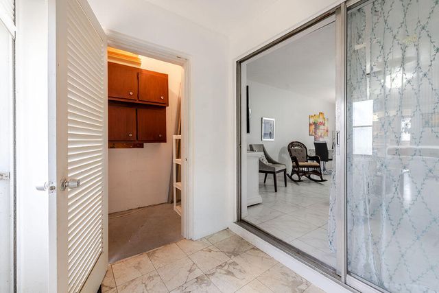 2995 Crosley Drive W E, West Palm Beach, FL 33415