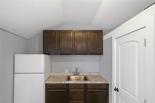 469 County Road 272, Bremond, TX 76629