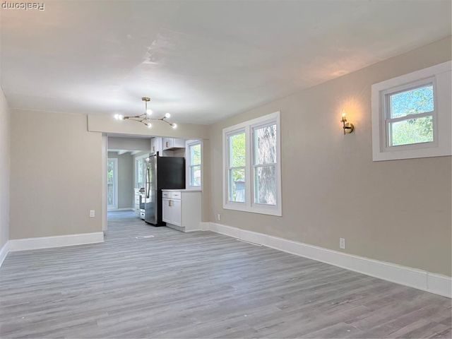 266 W Bennett Avenue, Ferndale, MI 48220