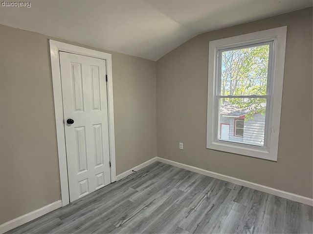 266 W Bennett Avenue, Ferndale, MI 48220