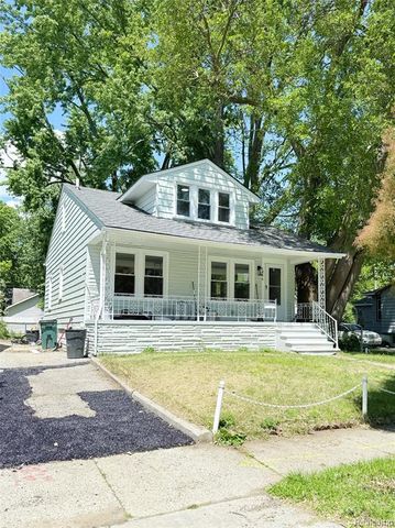 266 W Bennett Avenue, Ferndale, MI 48220