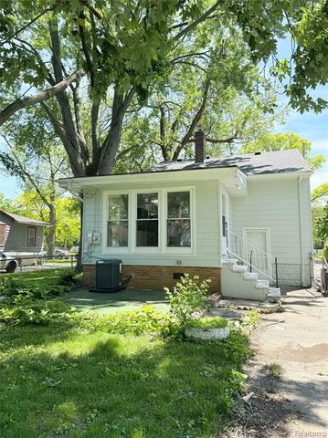 266 W Bennett Avenue, Ferndale, MI 48220