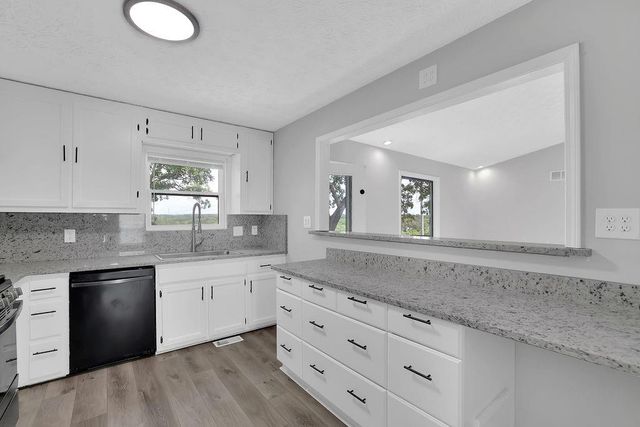 5721 Deerfield Place NW, Kennesaw, GA 30144
