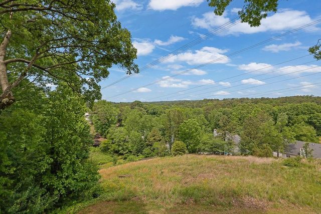 5721 Deerfield Place NW, Kennesaw, GA 30144