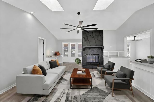 5721 Deerfield Place NW, Kennesaw, GA 30144