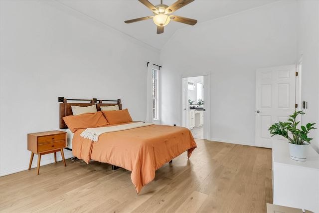 1900 Golden Trail, Carrollton, TX 75010