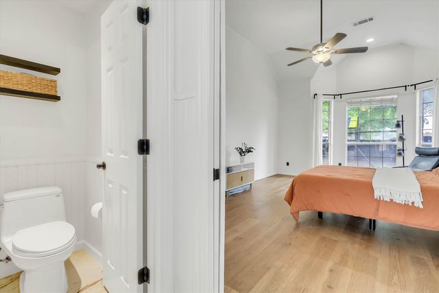 1900 Golden Trail, Carrollton, TX 75010