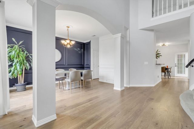 1900 Golden Trail, Carrollton, TX 75010