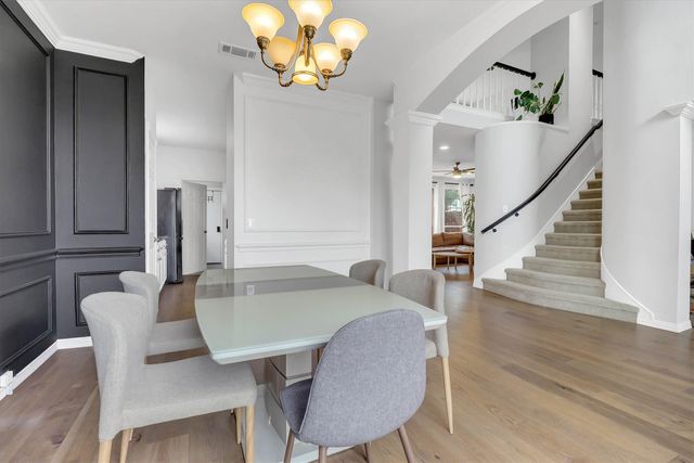 1900 Golden Trail, Carrollton, TX 75010