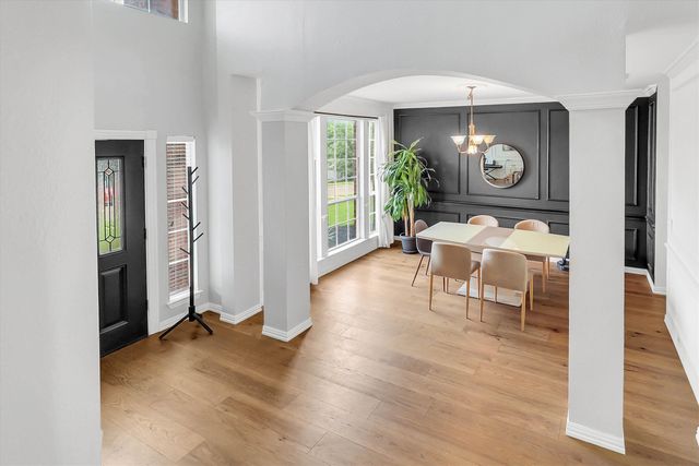 1900 Golden Trail, Carrollton, TX 75010