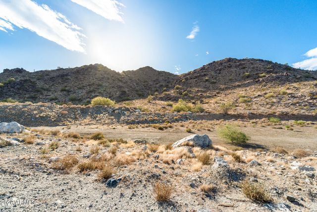 21035 W WHITE ROCK Road, Buckeye, AZ 85396