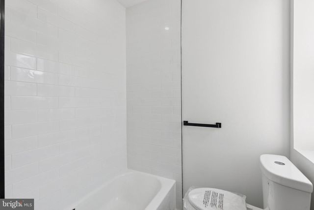 1628 W LOUDON ST, Philadelphia, PA 19141