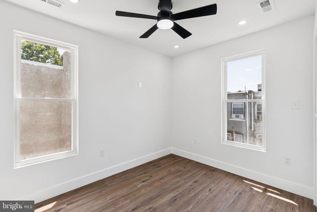 1628 W LOUDON ST, Philadelphia, PA 19141