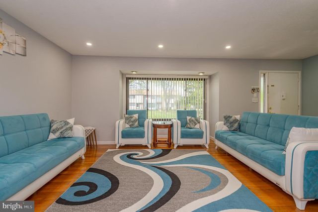 336 BOLTON RD, East Windsor, NJ 08520