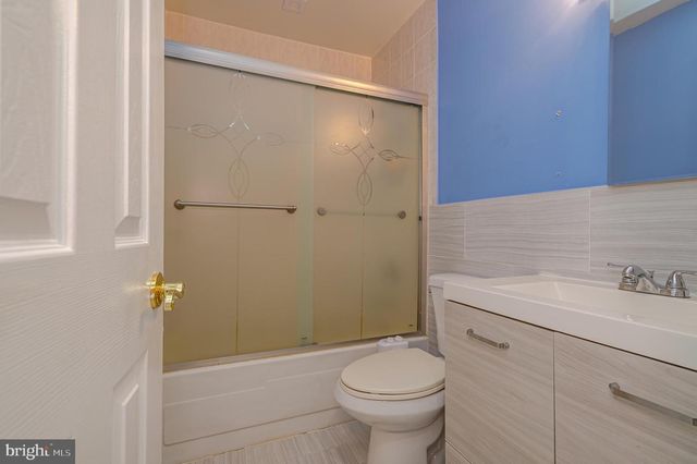 336 BOLTON RD, East Windsor, NJ 08520