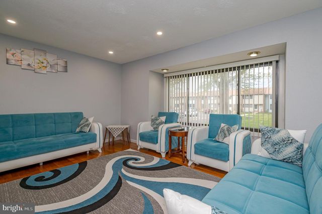 336 BOLTON RD, East Windsor, NJ 08520
