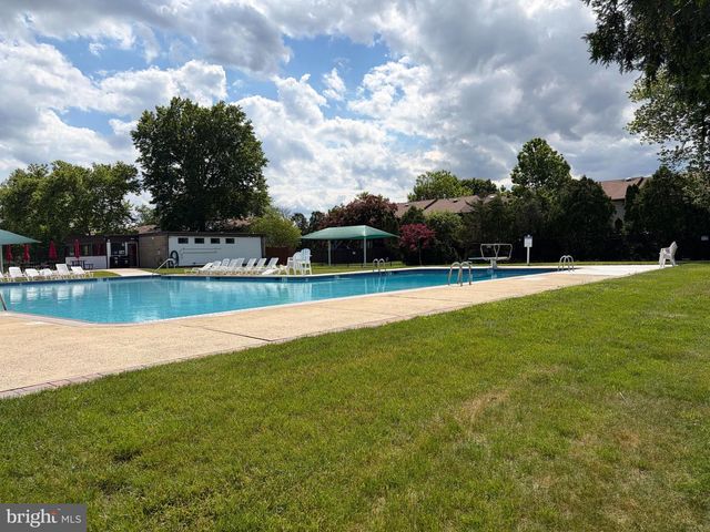 336 BOLTON RD, East Windsor, NJ 08520
