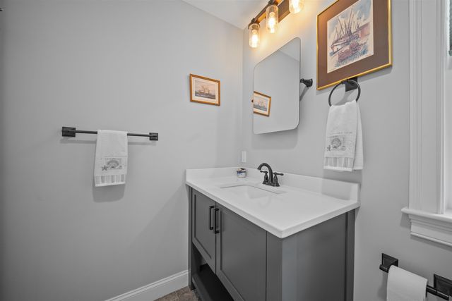 36 Ruby Road, Portsmouth, NH 03801
