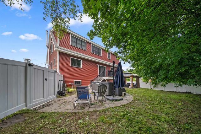 36 Ruby Road, Portsmouth, NH 03801