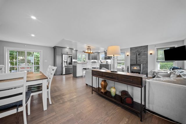36 Ruby Road, Portsmouth, NH 03801