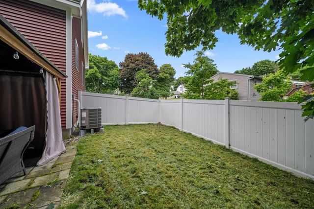 36 Ruby Road, Portsmouth, NH 03801