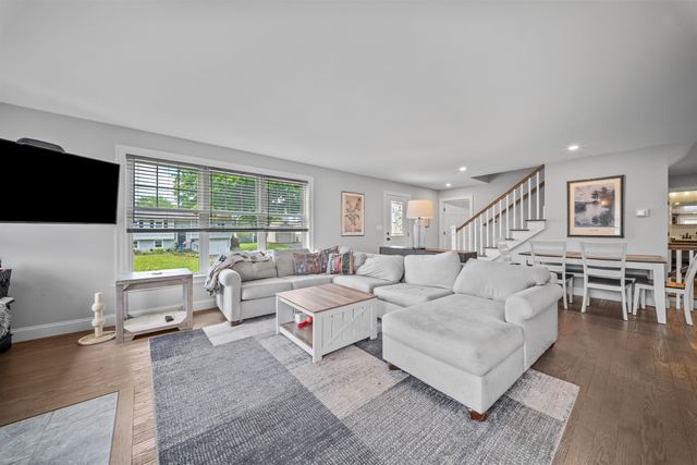 36 Ruby Road, Portsmouth, NH 03801