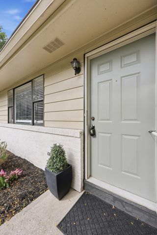 6747 Merwin Road E, Columbus, OH 43235