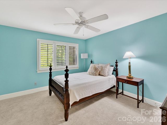 1847 Meadowood Lane, Charlotte, NC 28211