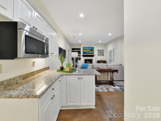 1847 Meadowood Lane, Charlotte, NC 28211