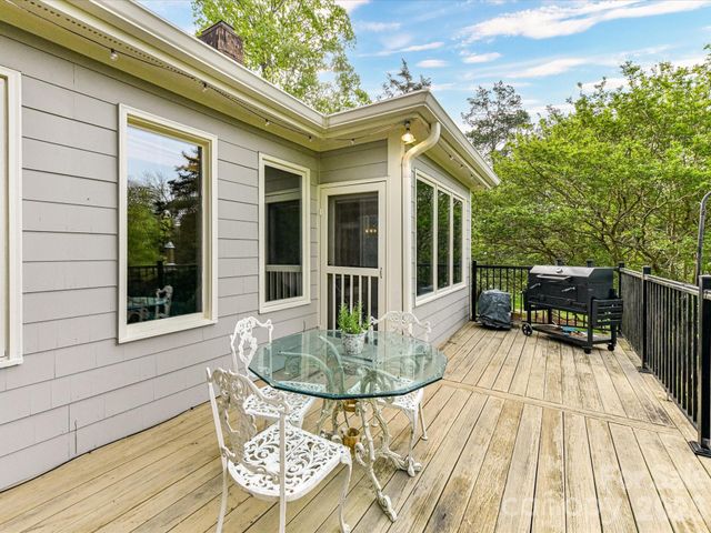 1847 Meadowood Lane, Charlotte, NC 28211