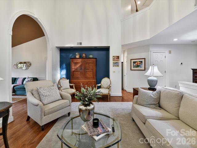 1847 Meadowood Lane, Charlotte, NC 28211