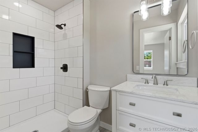 320 N Cedar Street, Owasso, OK 74055