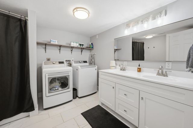 324 N Fountain, Wichita, KS 67208