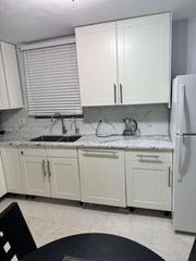 1610 N Hayes Str B, Hollywood, FL 33020