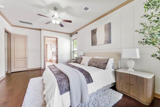 14 Dewlight Place, The Woodlands, TX 77354