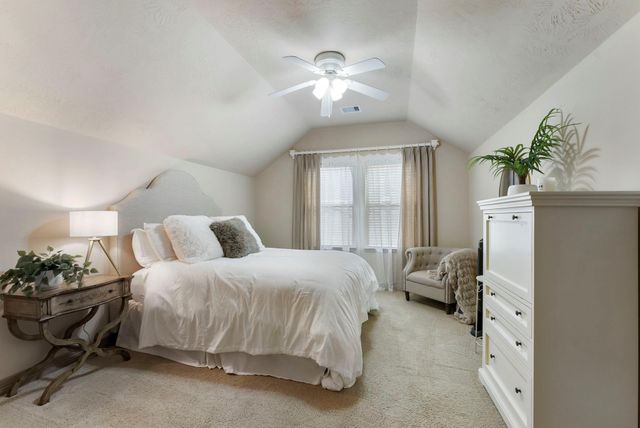 14 Dewlight Place, The Woodlands, TX 77354