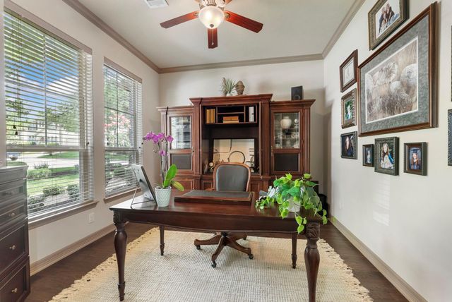 14 Dewlight Place, The Woodlands, TX 77354