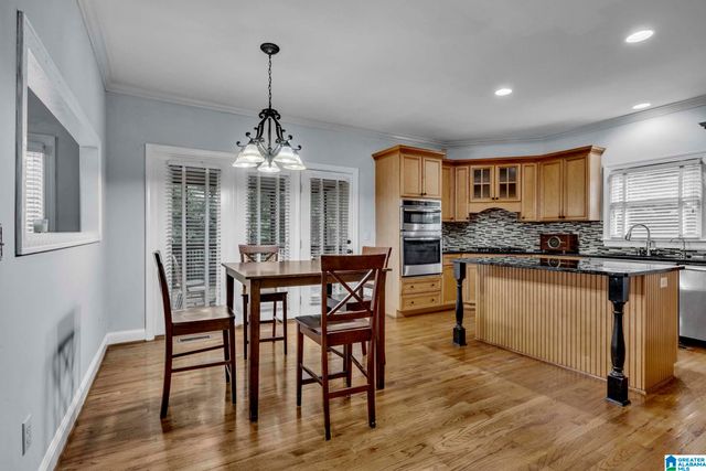 394 GREYSTONE GLEN CIRCLE, Hoover, AL 35242