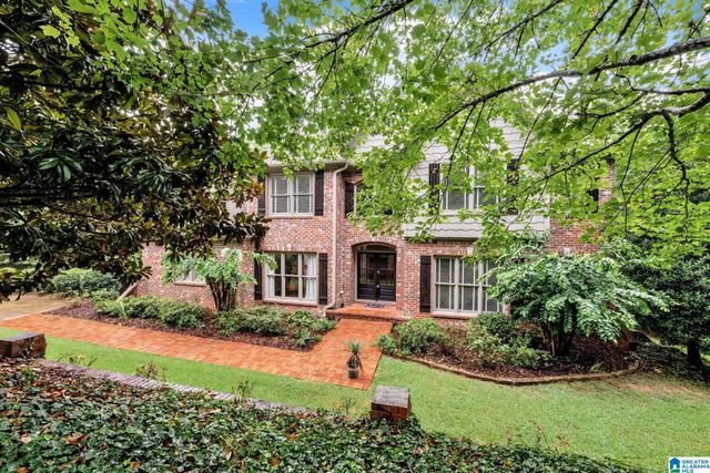 394 GREYSTONE GLEN CIRCLE, Hoover, AL 35242