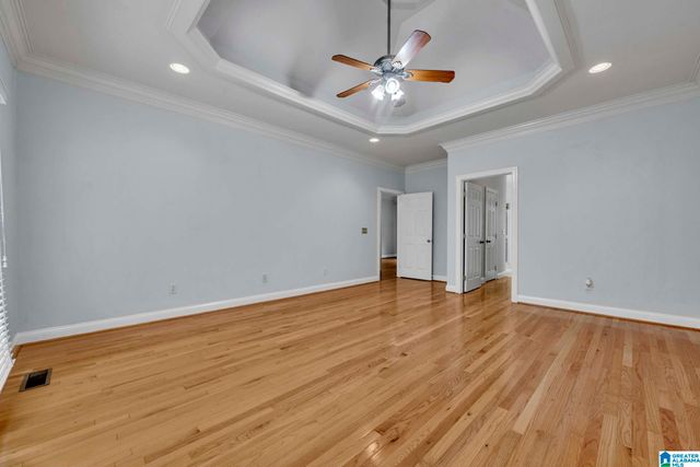 394 GREYSTONE GLEN CIRCLE, Hoover, AL 35242