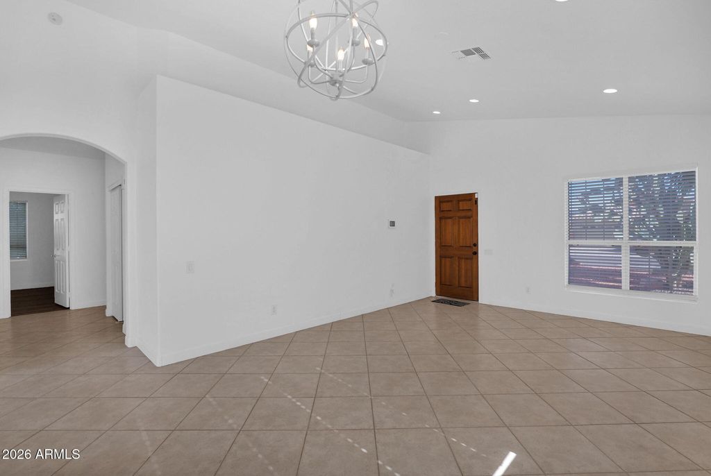 1011 W KELTON Lane, Phoenix, AZ 85023 — photo 4