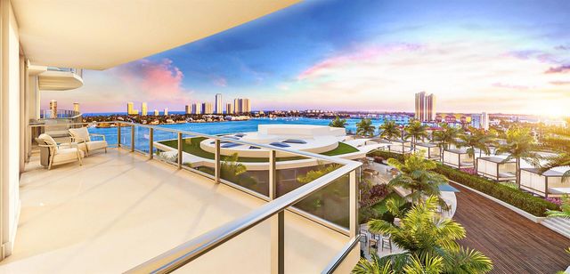 220 Lake Shore Drive 907, Lake Park, FL 33403