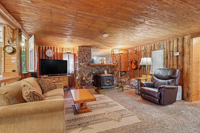 2322 Tittabawasee Avenue, Bourret Twp, MI 48610