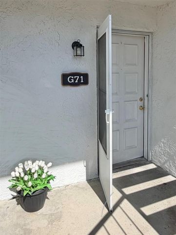 3815 N OAK DRIVE G71, Tampa, FL 33611