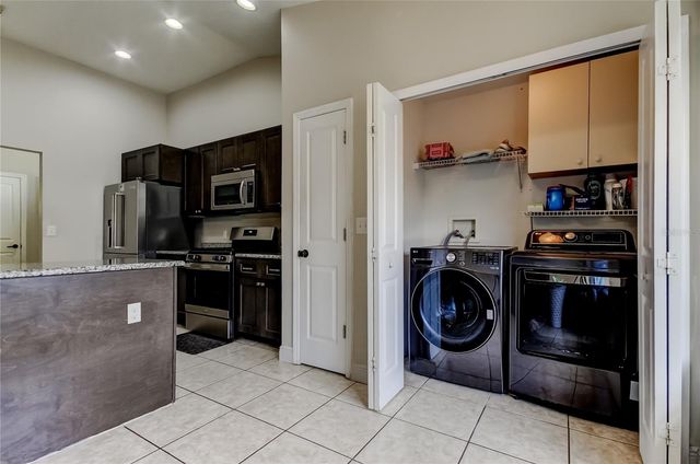 24318 ROLLING VIEW COURT, Lutz, FL 33559