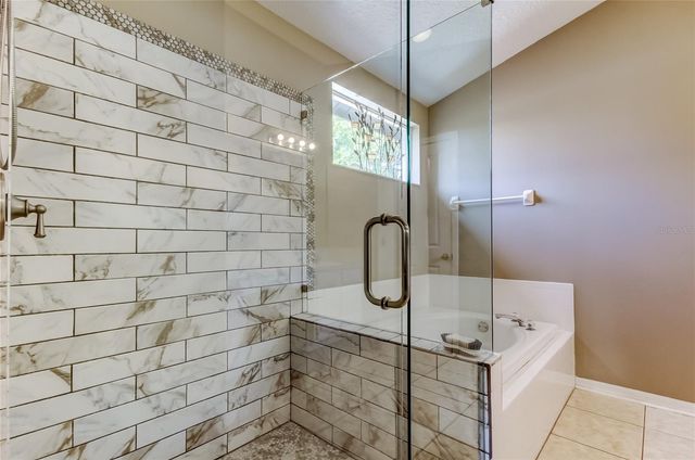 24318 ROLLING VIEW COURT, Lutz, FL 33559