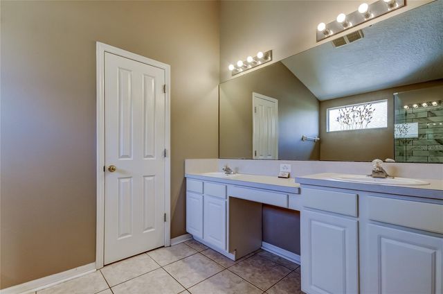 24318 ROLLING VIEW COURT, Lutz, FL 33559