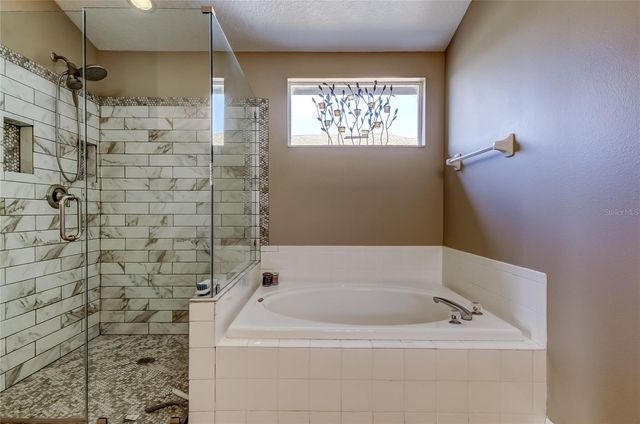 24318 ROLLING VIEW COURT, Lutz, FL 33559