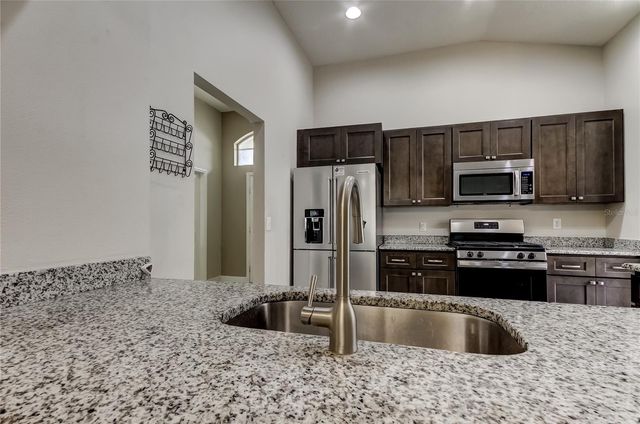 24318 ROLLING VIEW COURT, Lutz, FL 33559